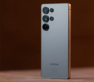 Samsung планує оновити лінійки Galaxy до Android 16 вже влітку