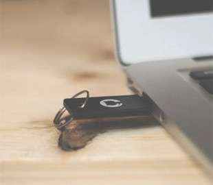 Прості правила поводження з флешкою, які дозволять використовувати її довше та безпечніше