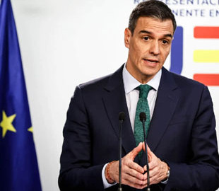 Прем’єр Іспанії пообіцяв боротися зі зловживанням соцмережами