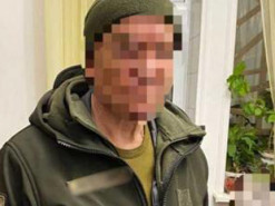 В Киеве мошенник из России «клепал» липовые пропуска через блокпосты