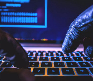 Хакеры выставили на продажу паспортные данные клиентов Oriflame