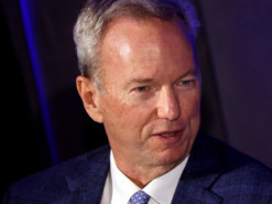 Екс-директор Google закликав армію США замінити танки безпілотниками