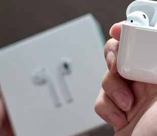 Apple продаст вдвое больше AirPods в 2018 году