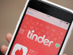 Самый популярный сервис знакомств перестал работать из-за Facebook