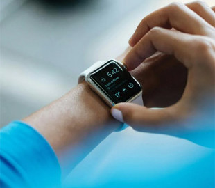 Фахівці назвали 4 моделі смарт-годинників, які не варті своїх грошей у 2026 році