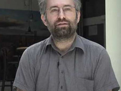 Професор чеського вишу запропонував росіянці спершу "скинути" Путіна, а вже потім складати іспит