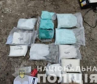 «Товар» на 35 млн грн: в Киеве задержали банду наркодиллеров