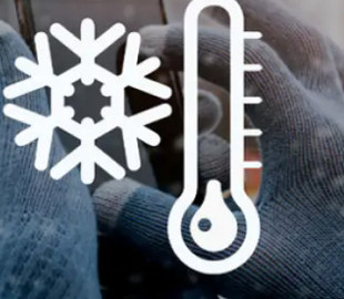 Мало хто знає про це: чим небезпечна зарядка телефону на холоді