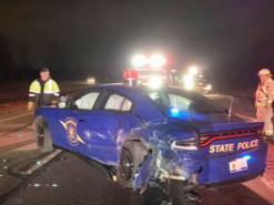 Автопилот Tesla Model Y не заметил полицейскую машину в Мичигане