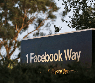 Facebook отслеживает местоположение пользователей, которых считает «угрозой»