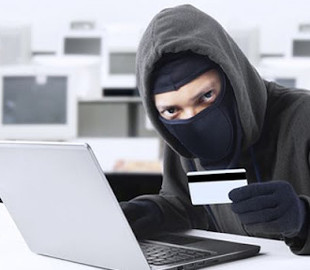 Ни автомобиля, ни денег. Мариуполец отдал интернет-мошенникам 300 тысяч гривен