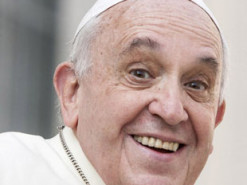 Папа Римский помог с бизнесом: лайк Понтифика позволил девушке монетизировать блог