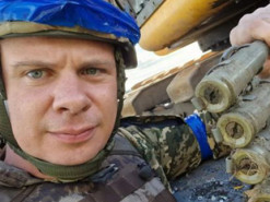 Дерев'яні автомати та навчальні гранати: Дмитро Комаров показав, із чим рашисти відправили мобілізованих на війну