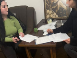 В Україні судитимуть шахрайку, яка ошукала волонтерів та благодійний фонд на майже 1,5 млн грн
