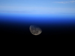 Астронавт ESA сделал снимки Луны с борта МКС