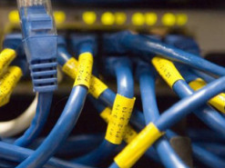 За рік до швидкісного інтернету підключили майже тисячу сільських шкіл - Шкарлет