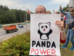 Белорусская компания PandaDoc закрывает проект помощи бывшим бойцам ОМОН после репрессий со стороны властей