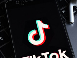 В Узбекистане предложили полностью заблокировать TikTok, поскольку от него "больше вреда, чем пользы"
