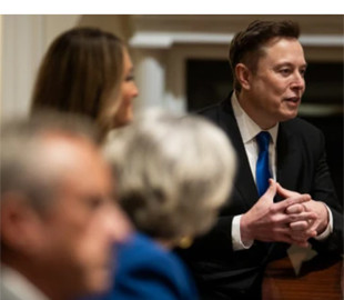 Федеральні службовці не вірять, що Трамп справді обмежив вплив Маска на уряд