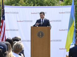 Зеленский сравнил свою команду с основателями Apple