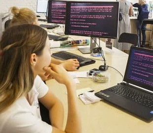 Украинцам, работающим за компьютером, полагается дополнительный отпуск — Гоструда