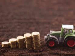 Чоловік перерахував 208 тисяч тисяч гривень за неіснуючий трактор