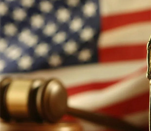 Суд США зобов’язав уряд Трампа надалі фінансувати Радіо Свобода