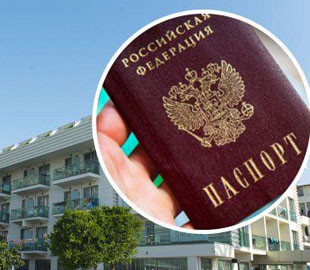 Вимагав не розмовляти "хохляцькою": у Туреччині українки виселили з готелю росіянина