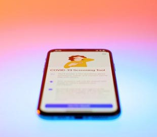 Новая технология сможет мгновенно различать инфицированных COVID-19 с помощью смартфона