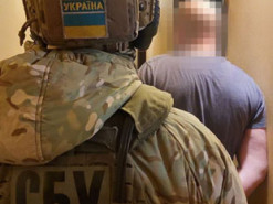 СБУ затримала зрадника, який передавав ворогу координати стратегічних об'єктів