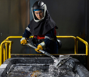 Apple iPhone SE 2022 стал первым в мире смартфоном из низкоуглеродистого алюминия