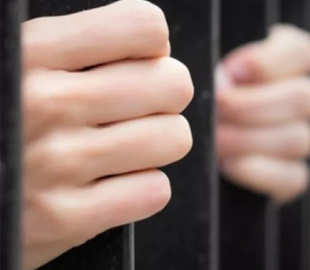 У США експрацівник Держдепу отримав чотири роки в’язниці за передачу секретних даних Китаю