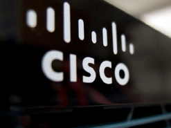 Доходы Cisco увеличились и оказались выше ожиданий