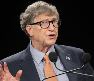 "Пандемия с нами до 2022 года. В лучшем случае". Интервью Билла Гейтса - за минуту