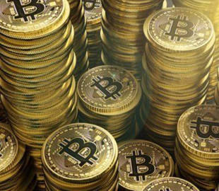 Неизвестный переместил 1000 биткоинов, лежавших без движения 10 лет