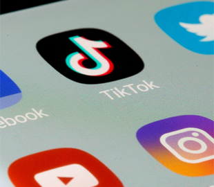 У Черкасах 56-річна жінка в “TikTok” закликала змінити або захопити державну владу
