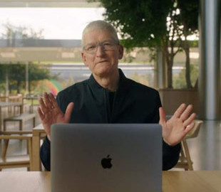 Тім Кук: Apple отримує виключно позитивні відгуки про iOS 18.1