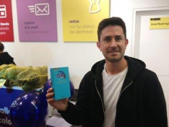 Мужчина купил смартфон за 58 килограммов авокадо