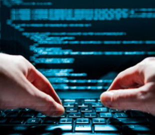 Хакеры пытались украсть данные о разработке лекарств от коронавируса в США