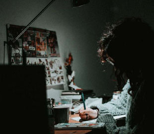 Як працювати вдома в умовах відключення електроенергії: лайфхаки