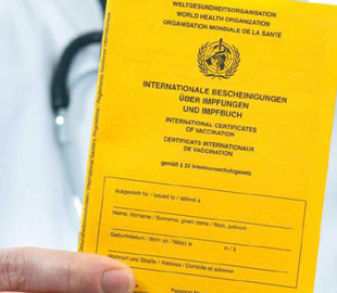 В магазине бытовой техники под Днепром задержали мужчину с поддельным COVID-сертификатом