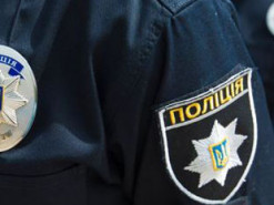 Купив авто, якого не існувало: житель Житомирщини "подарував" гроші аферистам