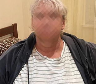 На Харківщині підозрюють матір у примусовому залученні доньки до зйомок відео для дорослих