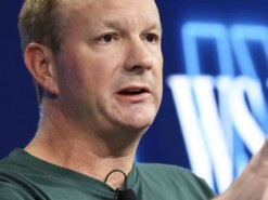 Сооснователь WhatsApp призвал удаляться из Facebook