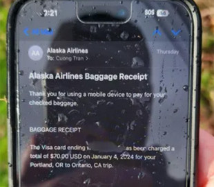 Базова фізика: чому iPhone цілий після падіння з літака, але може розбитися, випавши з рук