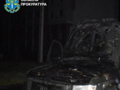 «Легкі гроші» з Telegram: за підпал авто військового харківʼянину загрожує до десяти років