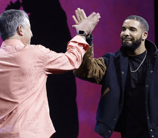 Стал известен самый прослушиваемый альбом в Apple Music