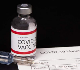 В Днепре продают фальшивые COVID-сертификаты: что грозит мошенникам и покупателям