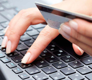 Інтернет-шахраї ошукали жінку на 7 тисяч гривень