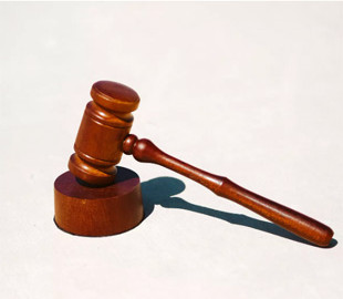 Главу Google викликали до суду через позов творців Fortnite